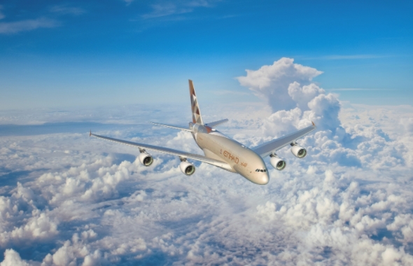 國際航空運(yùn)輸以其獨(dú)特的速度和廣度重塑了人們對(duì)距離的理解